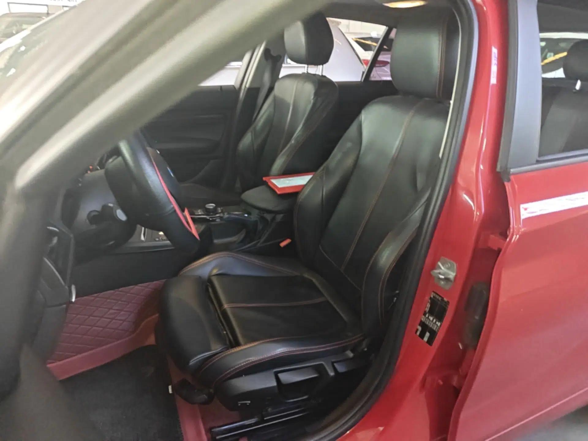 BMW 1 Series 2018 118i Sport Design Package — миниатюра 17