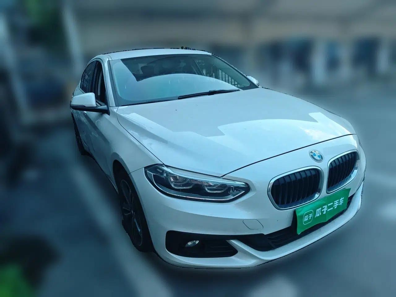 BMW 1 Series 2019 118i Fashion Model — миниатюра 3
