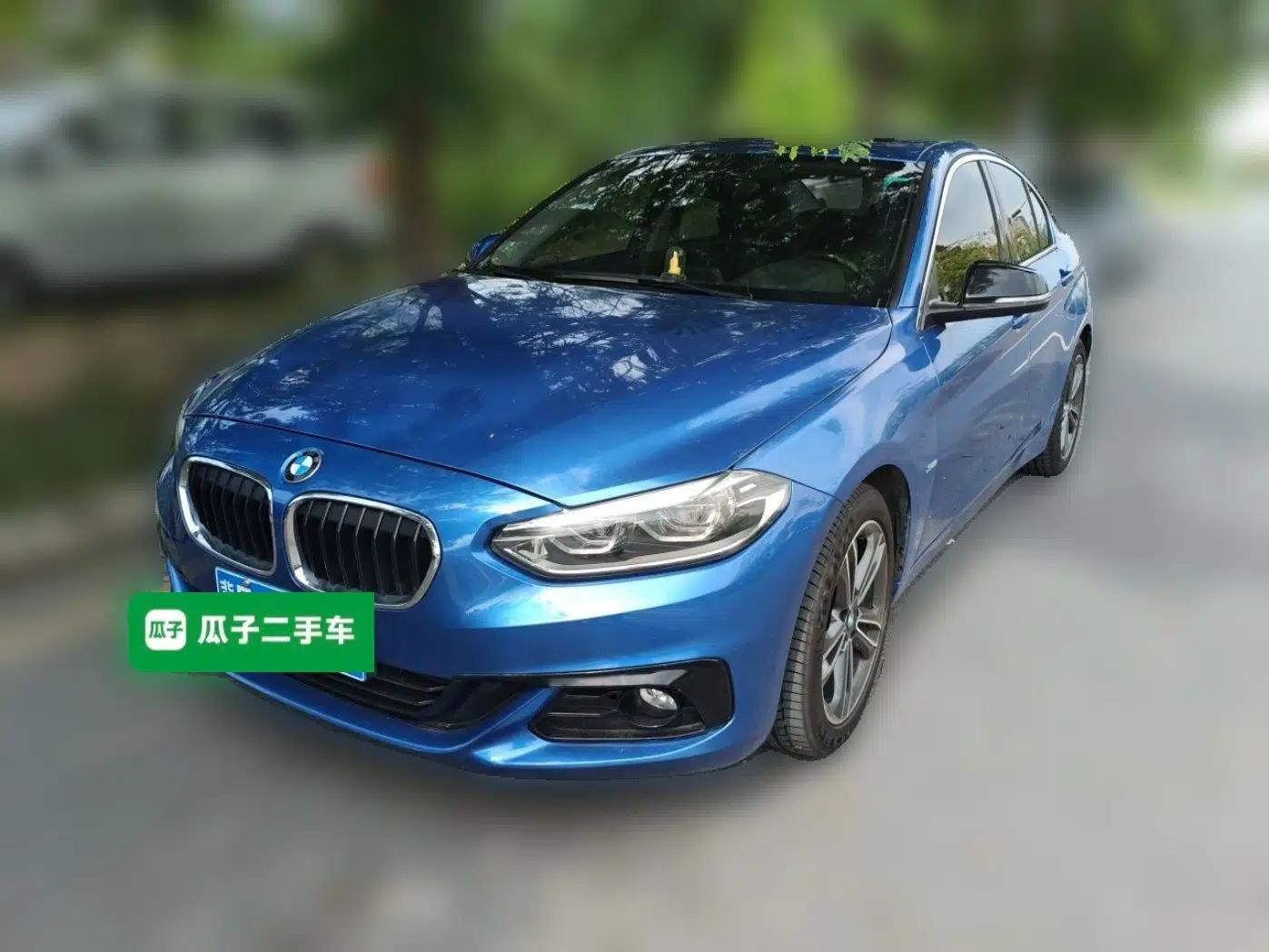BMW 1 Series 2017 118i Sport Edition — миниатюра 1