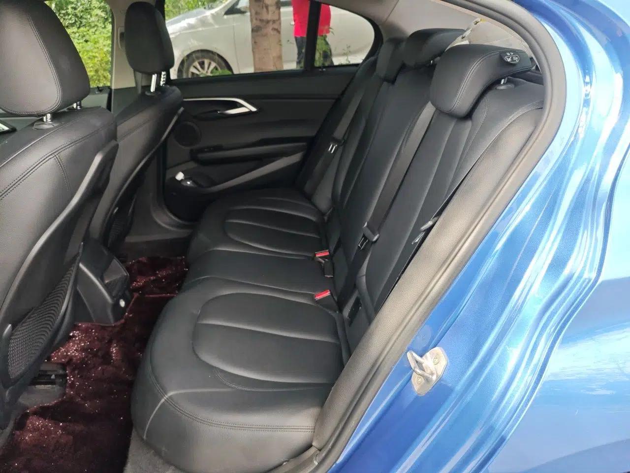 BMW 1 Series 2017 118i Sport Edition — миниатюра 17