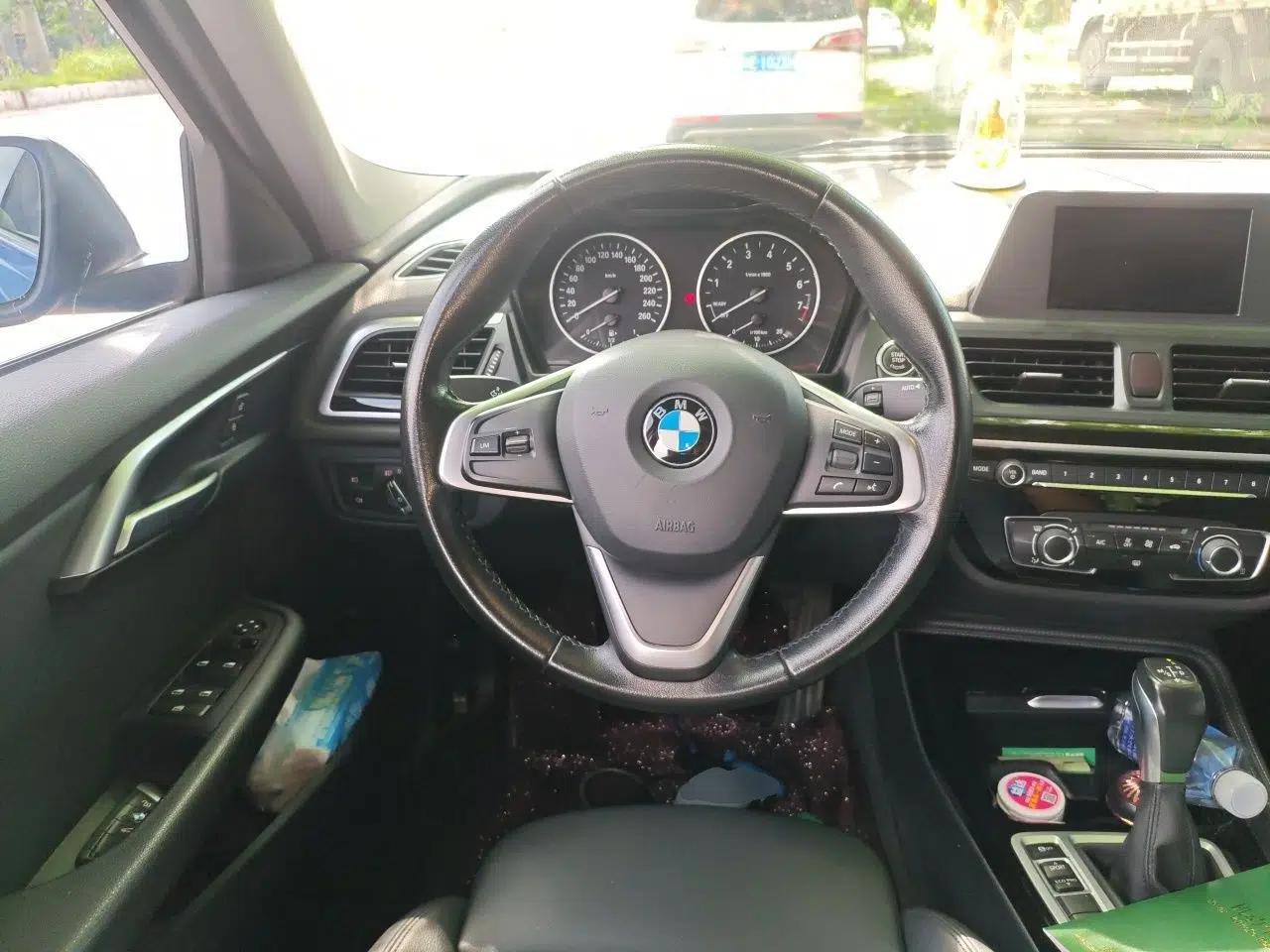 BMW 1 Series 2017 118i Sport Edition — миниатюра 10