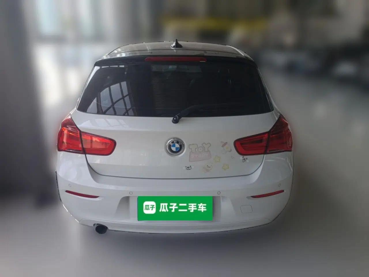 BMW 1 Series 2018 118i Leading Model — миниатюра 5