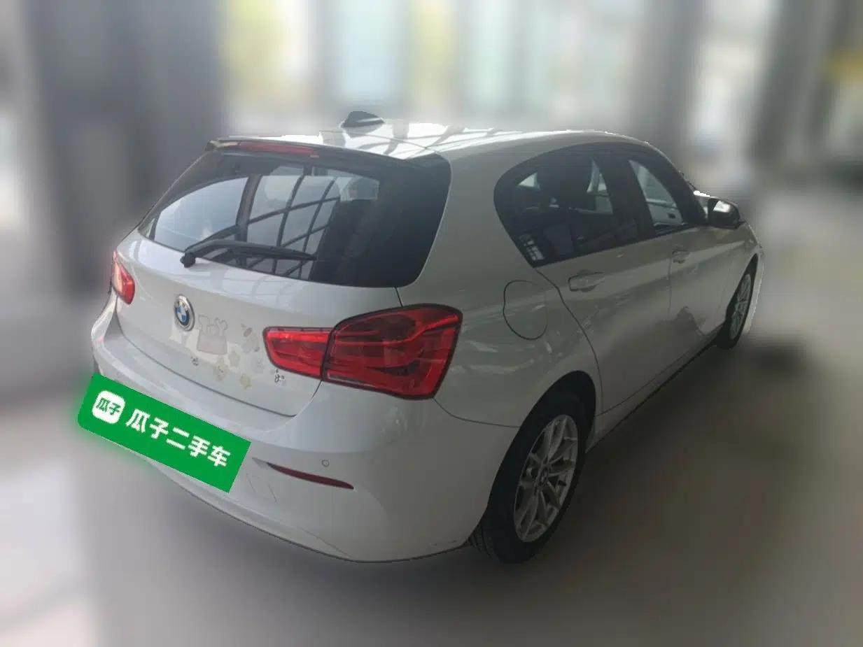 BMW 1 Series 2018 118i Leading Model — миниатюра 6