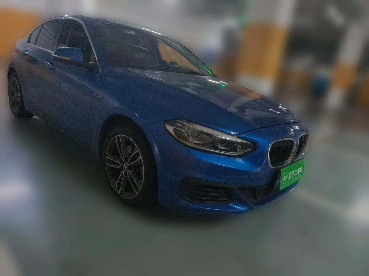 BMW 1 Series 2020 120i Fashion Model — миниатюра 3