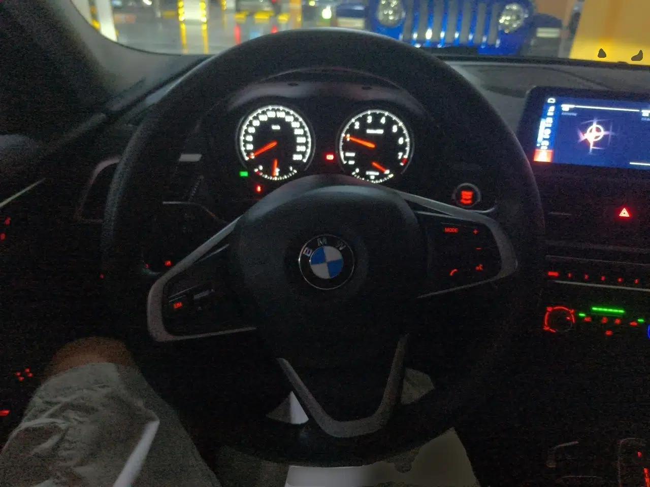 BMW 1 Series 2020 120i Fashion Model — миниатюра 10