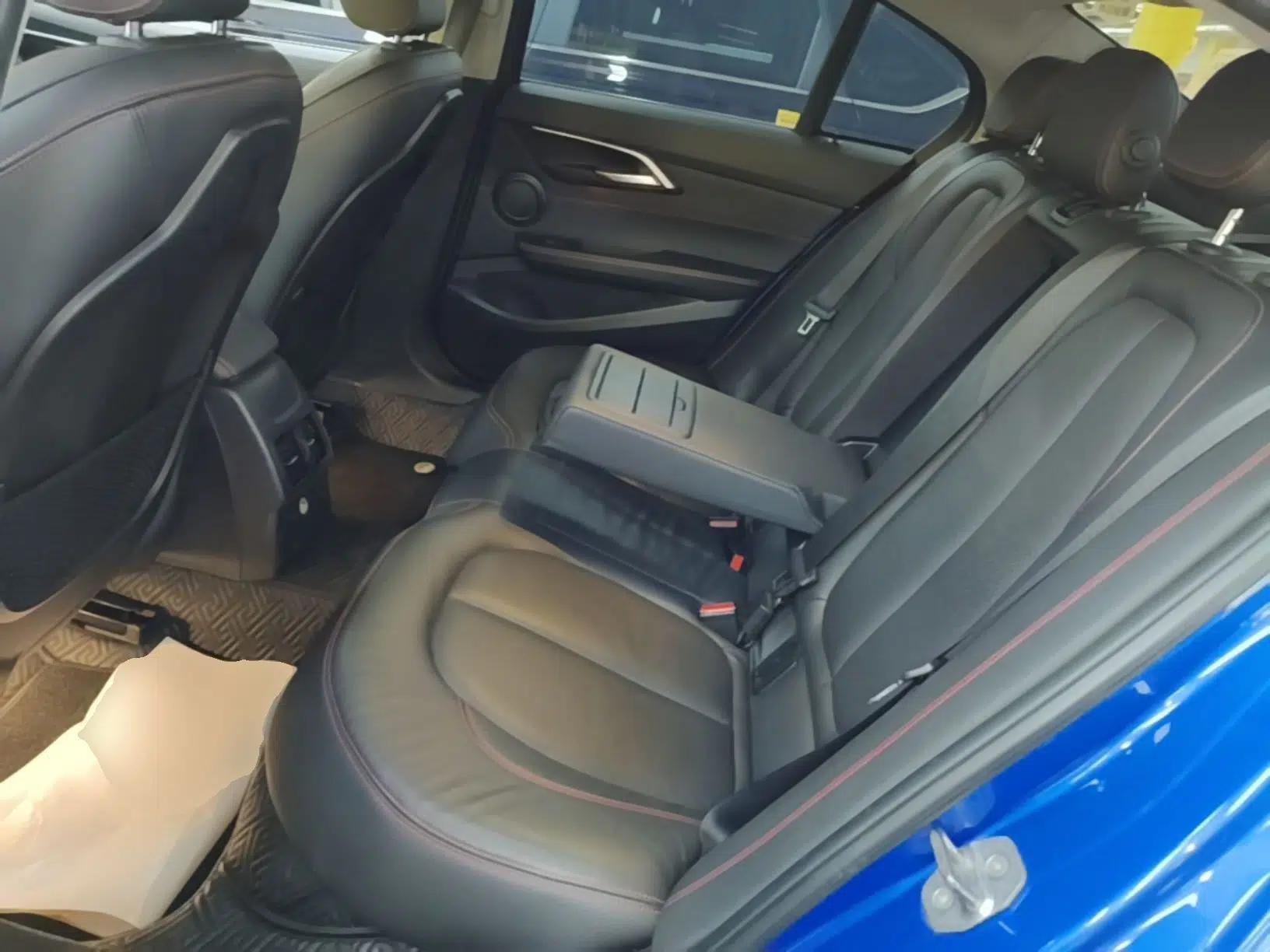 BMW 1 Series 2017 125i Sport Model — миниатюра 20
