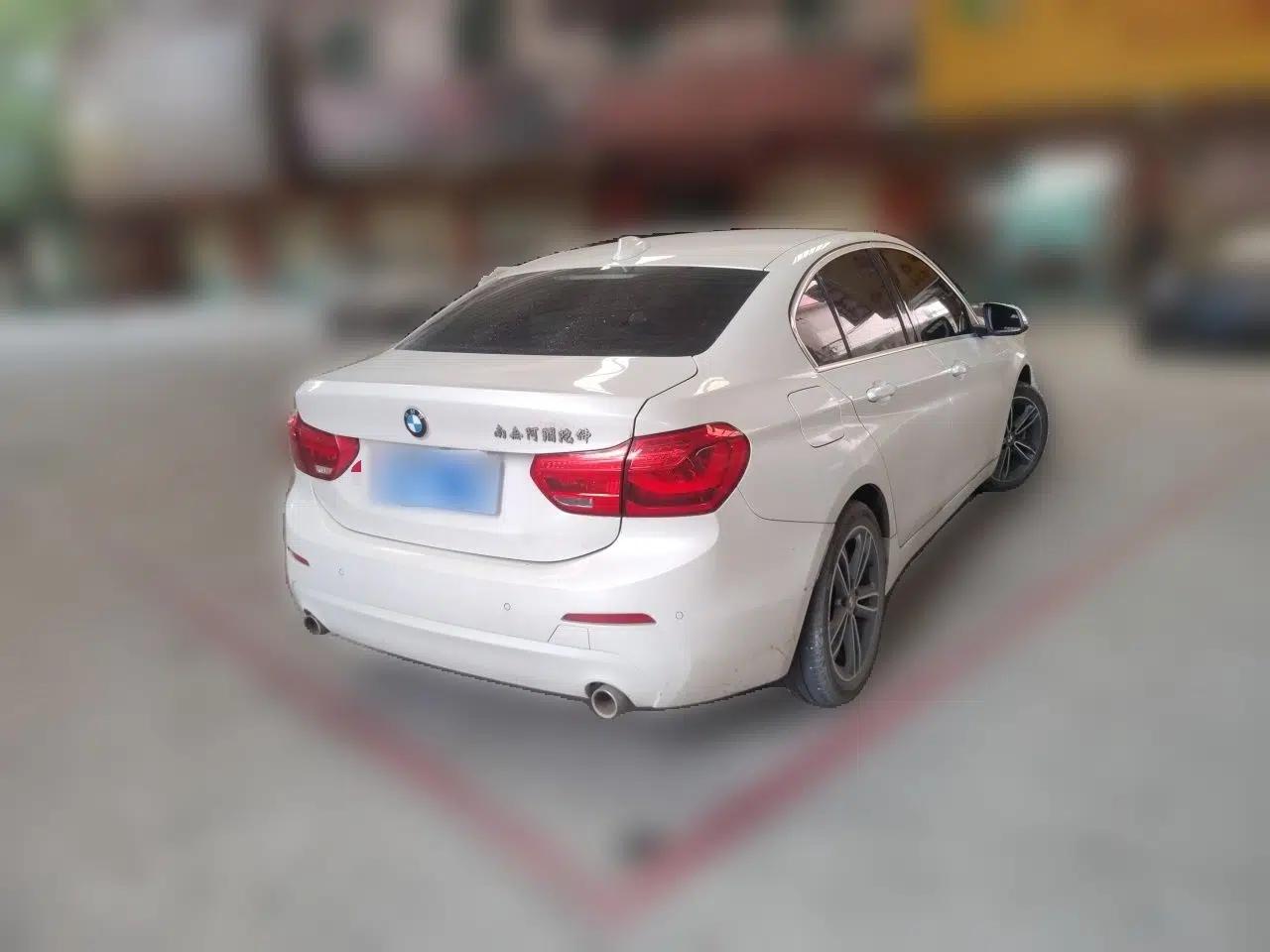 BMW 1 Series 2020 120i Fashion Model — миниатюра 6