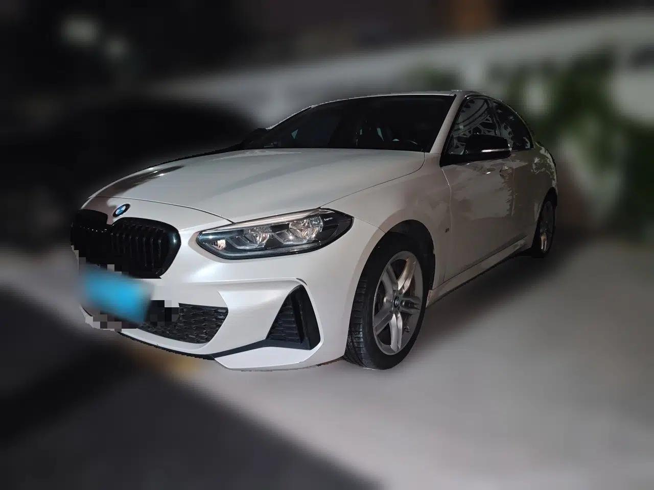 BMW 1 Series 2021 120i M Sport Night Edition — миниатюра 1