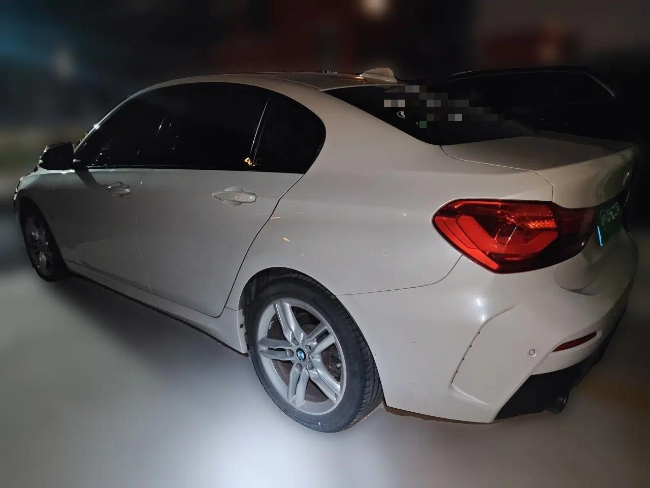 BMW 1 Series 2021 120i M Sport Night Edition — миниатюра 4