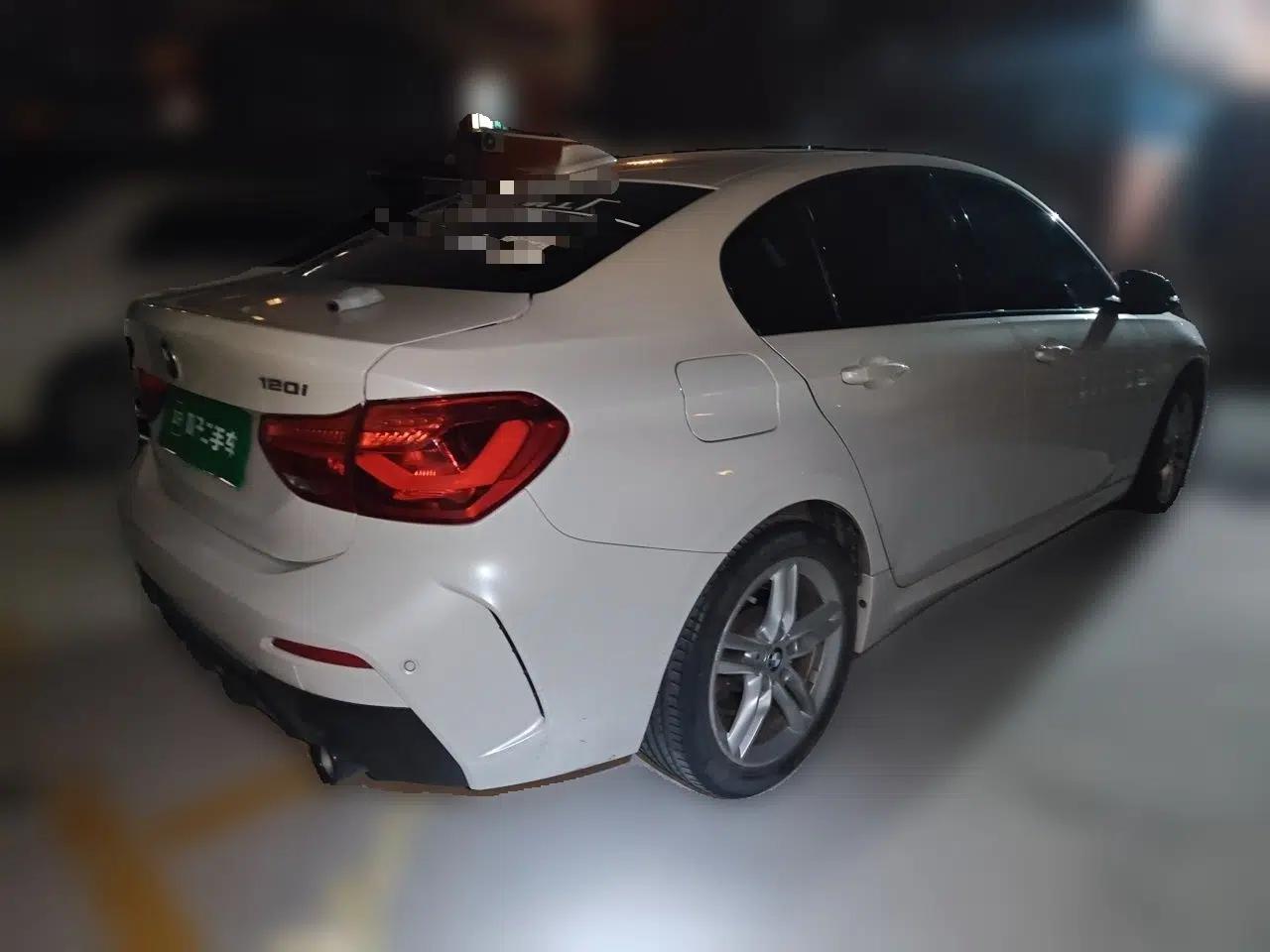 BMW 1 Series 2021 120i M Sport Night Edition — миниатюра 6