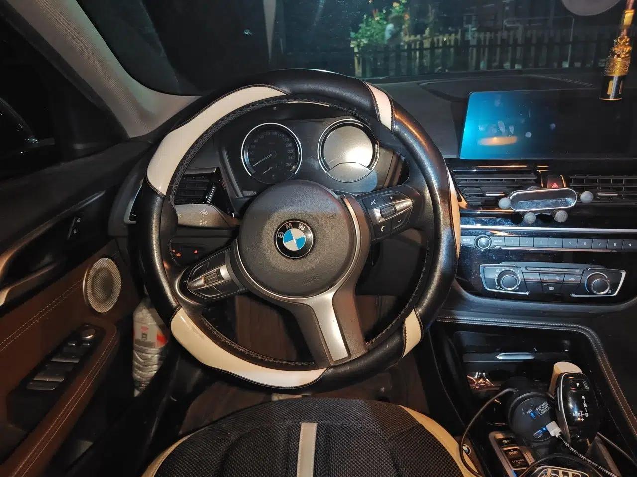 BMW 1 Series 2021 120i M Sport Night Edition — миниатюра 10