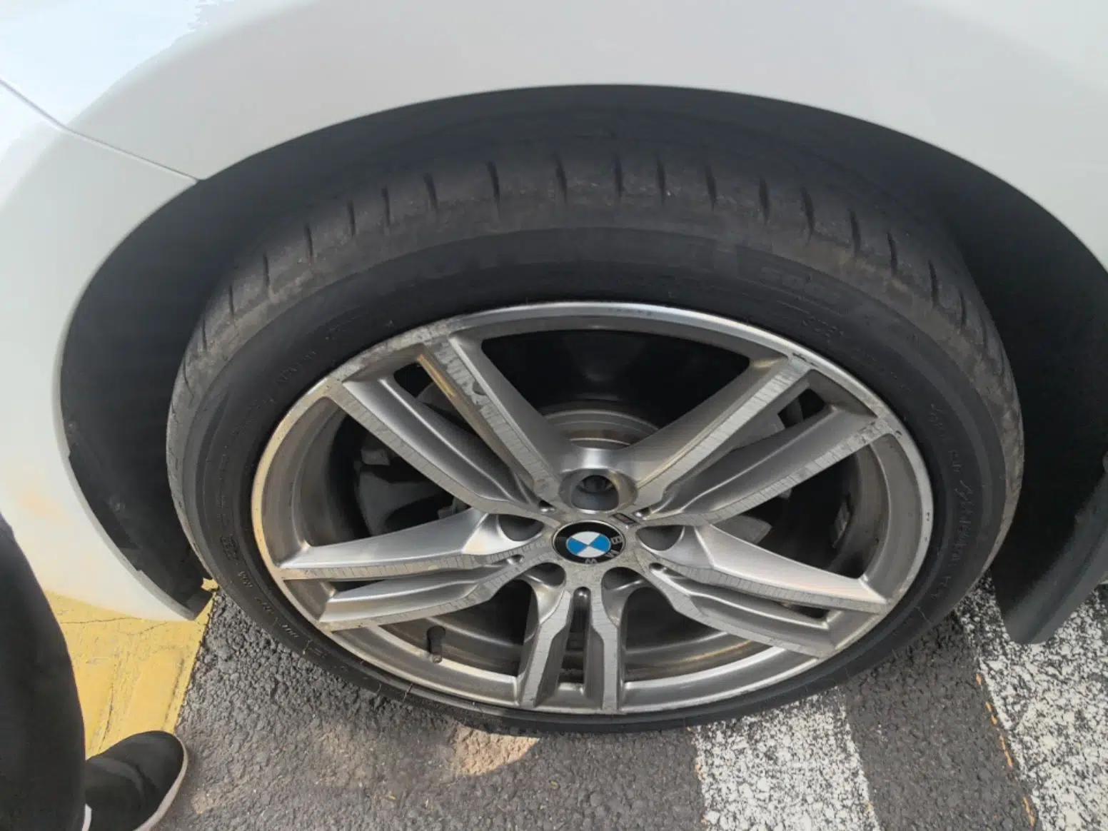 BMW 1 Series 2019 120i Leading Model M Sport Package — миниатюра 10