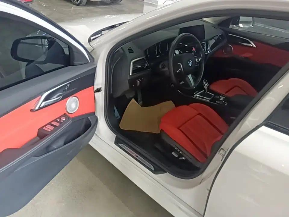 BMW 1 Series 2022 125i M Sport Night Edition — миниатюра 18