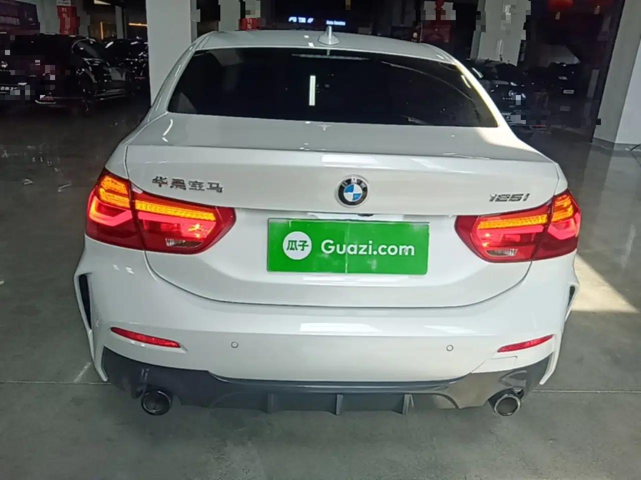 BMW 1 Series 2022 125i M Sport Night Edition — миниатюра 5