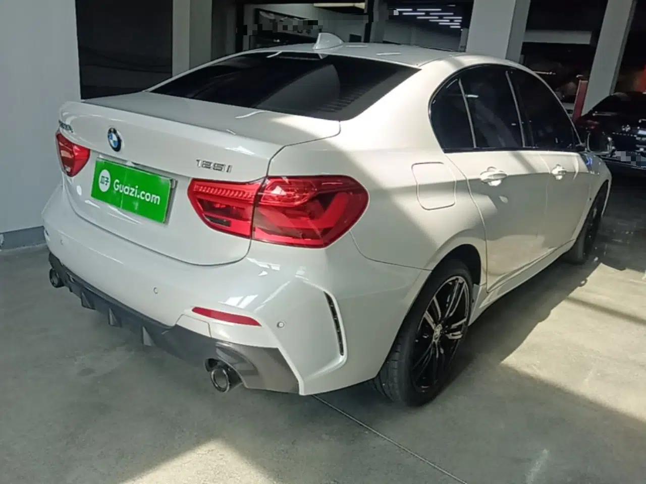 BMW 1 Series 2022 125i M Sport Night Edition — миниатюра 6