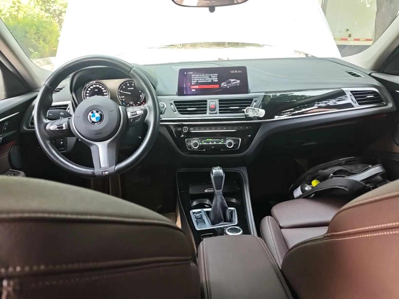 BMW 1 Series 2019 118i M Sport Package — миниатюра 12