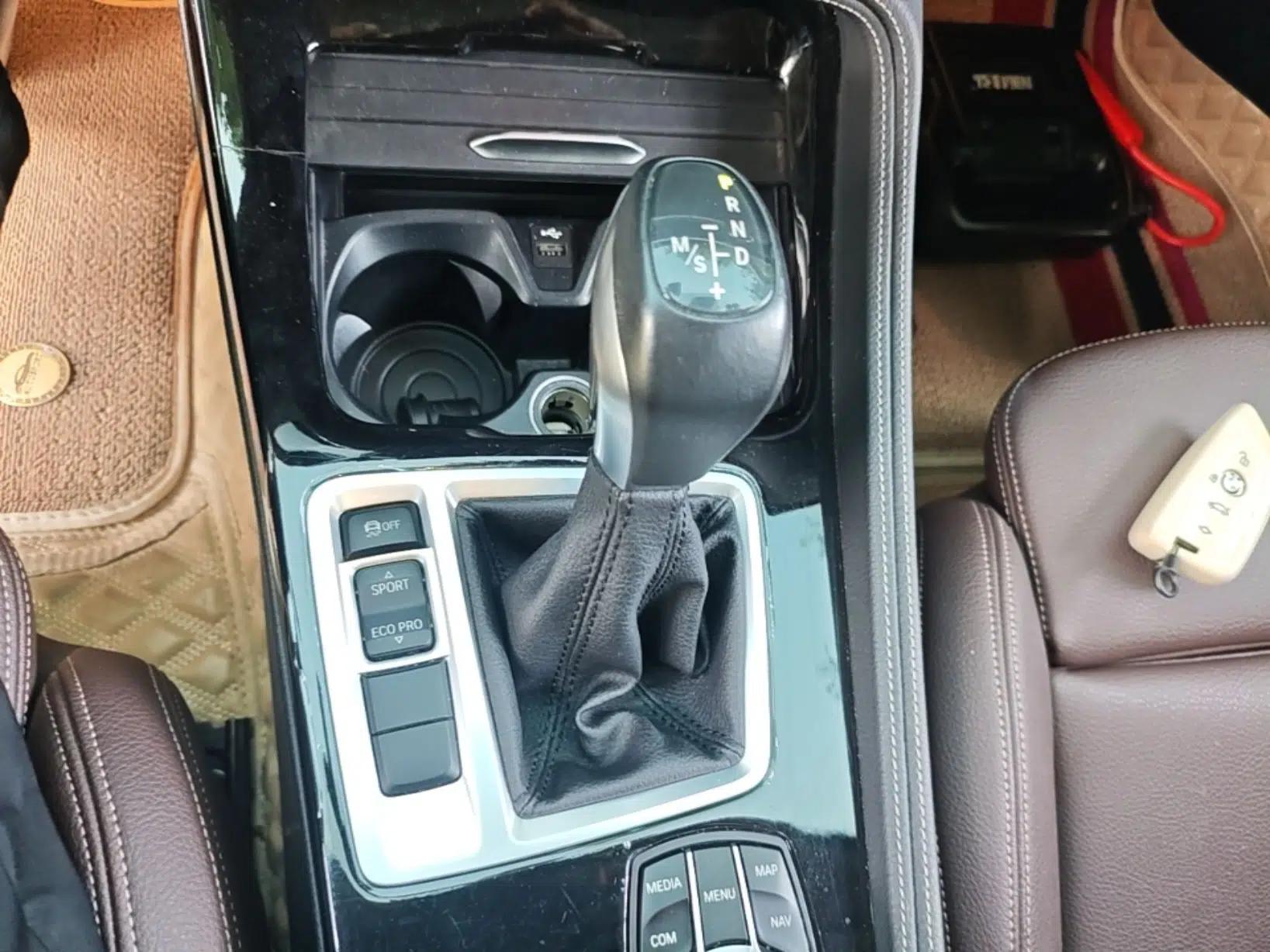 BMW 1 Series 2019 118i M Sport Package — миниатюра 16