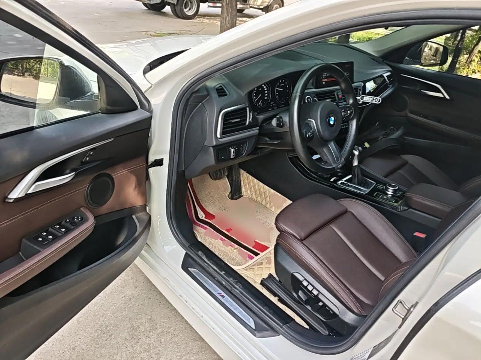 BMW 1 Series 2019 118i M Sport Package — миниатюра 18