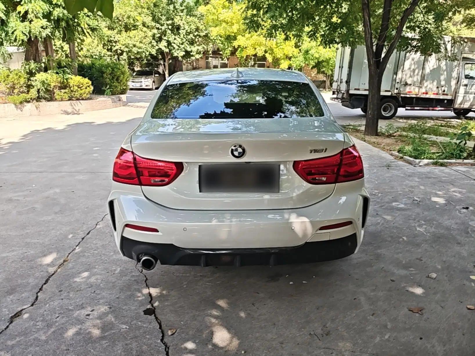 BMW 1 Series 2019 118i M Sport Package — миниатюра 5