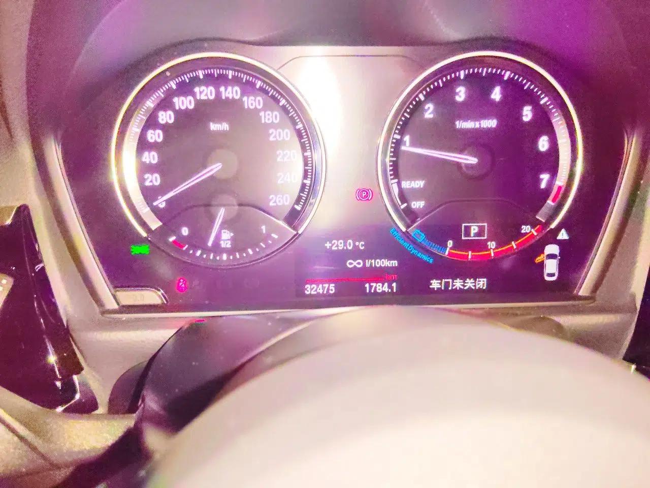 BMW 1 Series 2023 125i M Sport Night Edition — миниатюра 11