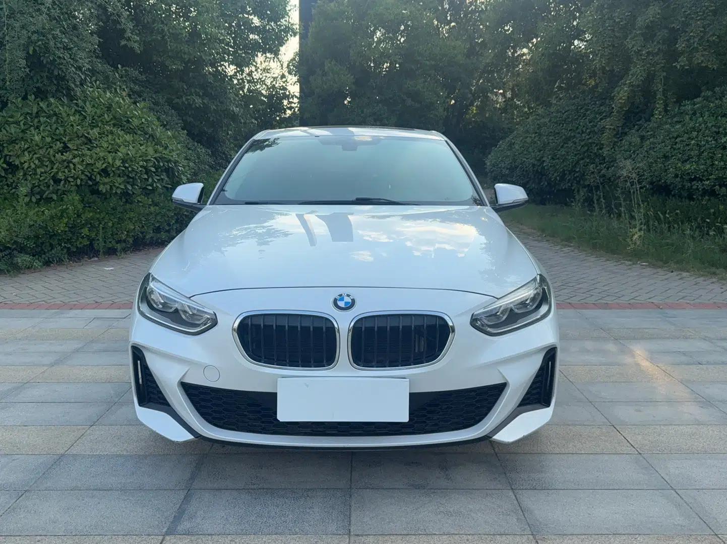 BMW 1 Series 2020 120i M Sport Package — миниатюра 2
