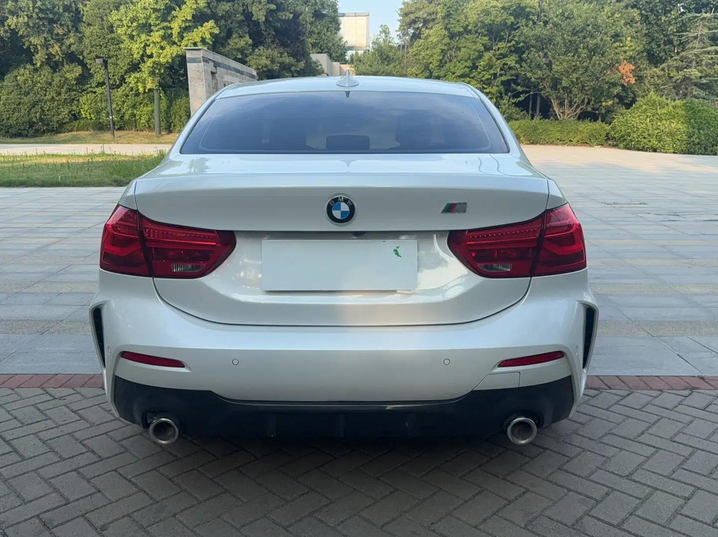 BMW 1 Series 2020 120i M Sport Package — миниатюра 5