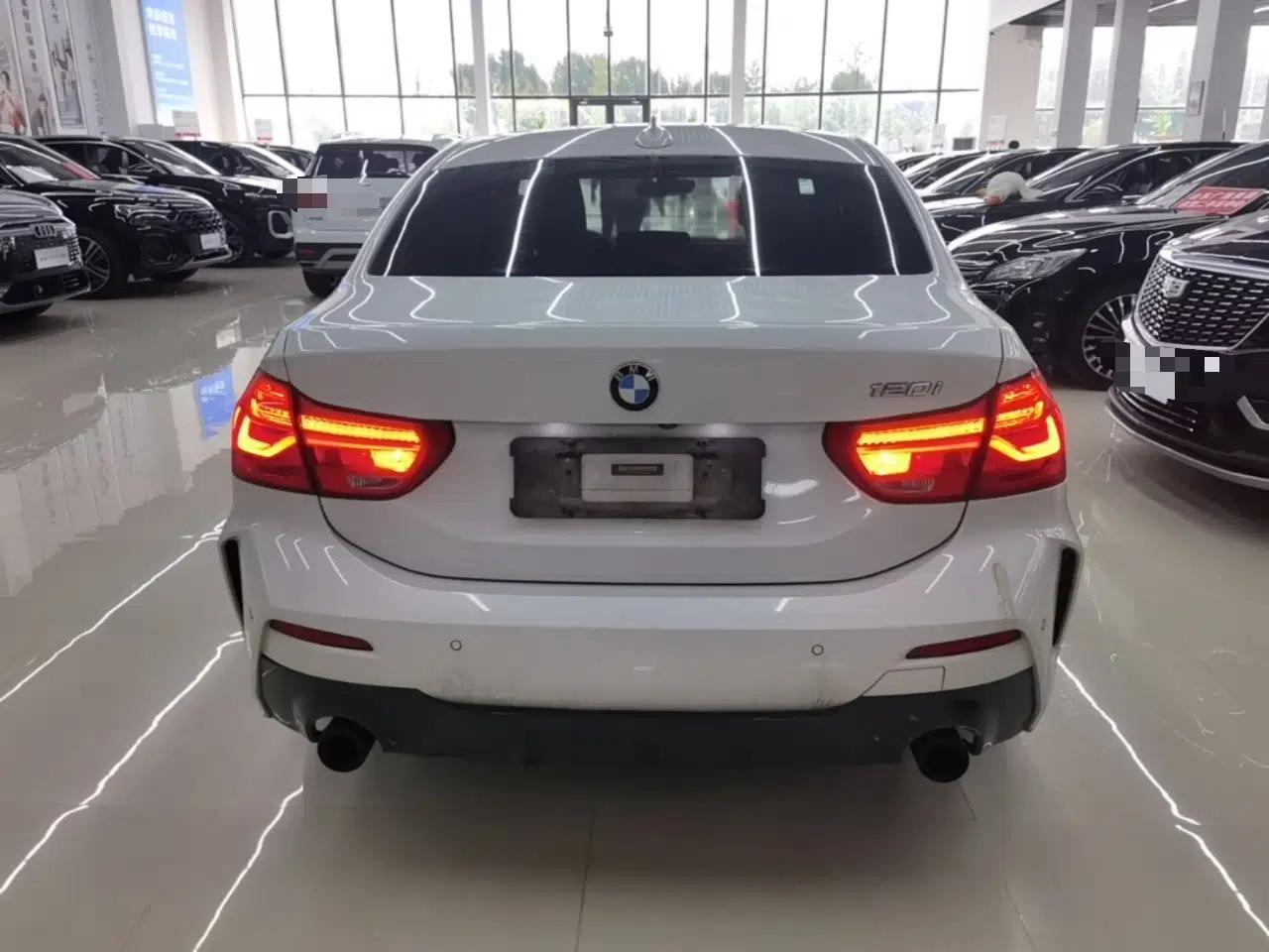 BMW 1 Series 2021 120i M Sport Night Edition — миниатюра 5