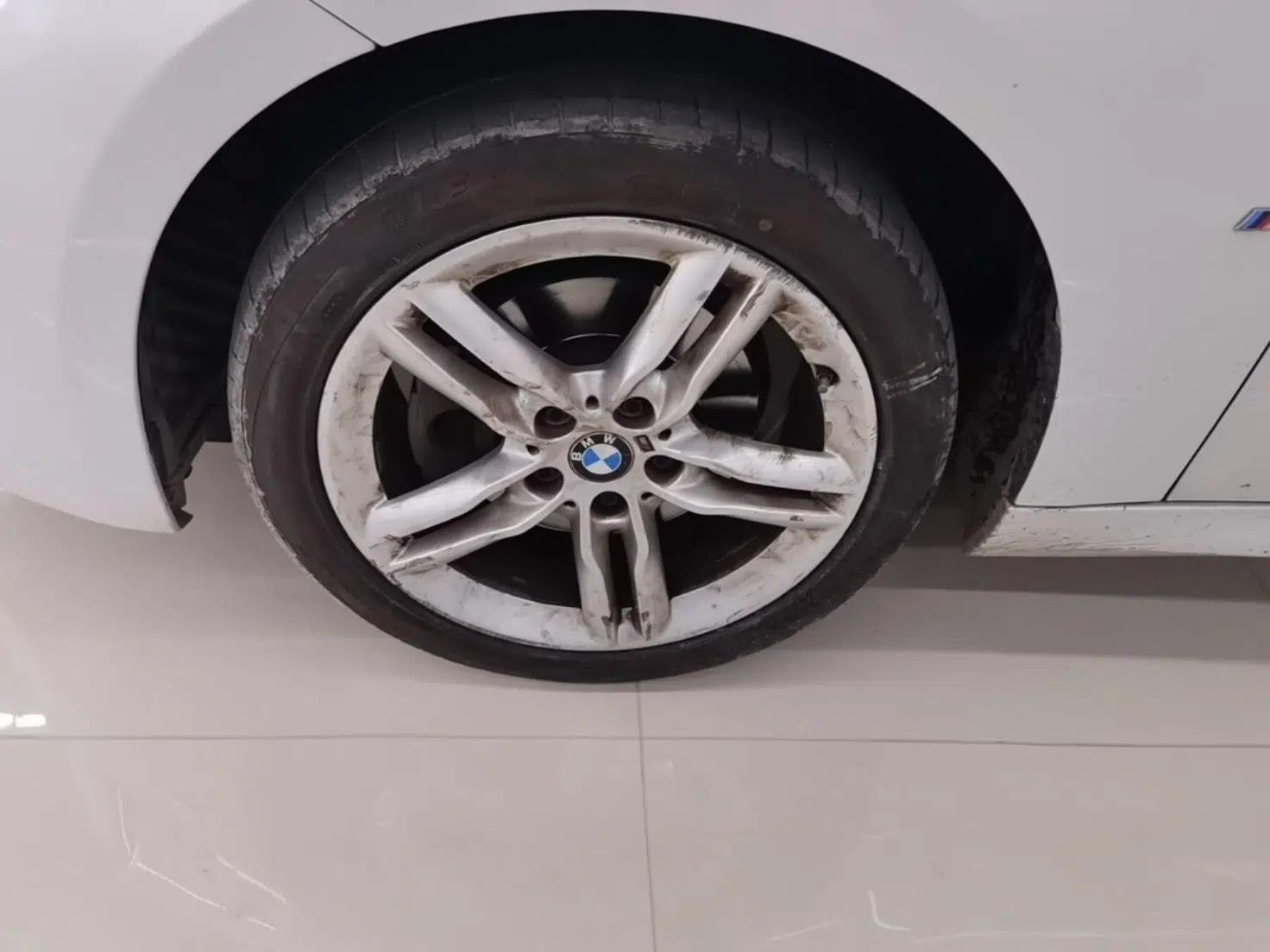 BMW 1 Series 2021 120i M Sport Night Edition — миниатюра 10