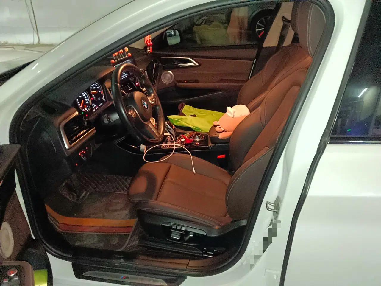 BMW 1 Series 2021 120i M Sport Night Edition — миниатюра 15