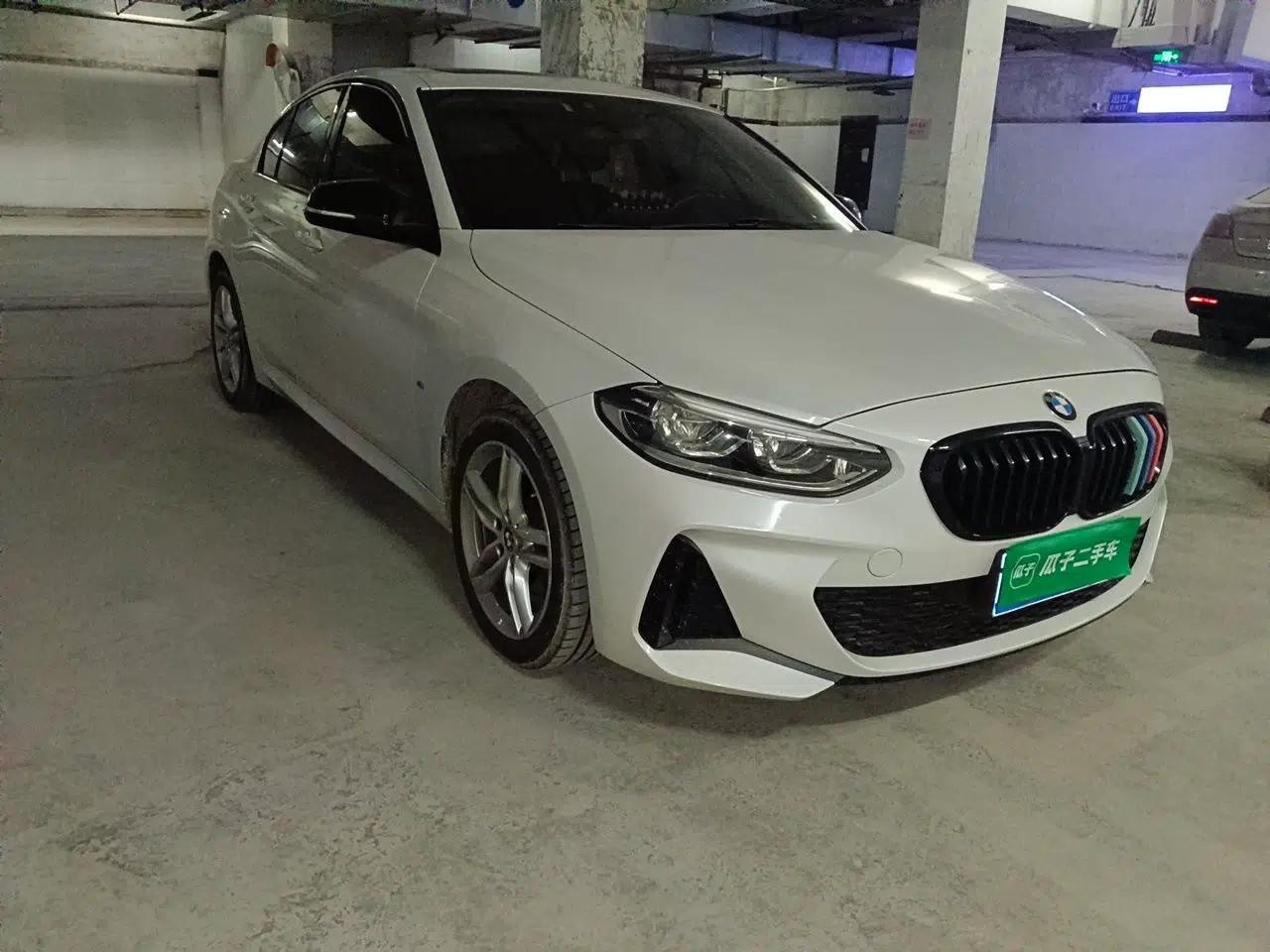 BMW 1 Series 2021 120i M Sport Night Edition — миниатюра 3