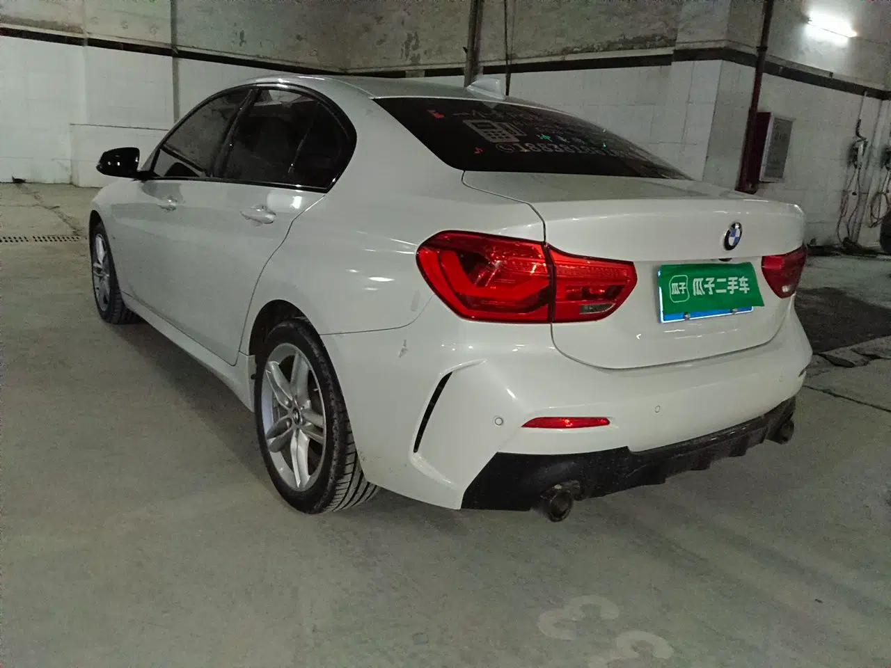 BMW 1 Series 2021 120i M Sport Night Edition — миниатюра 4