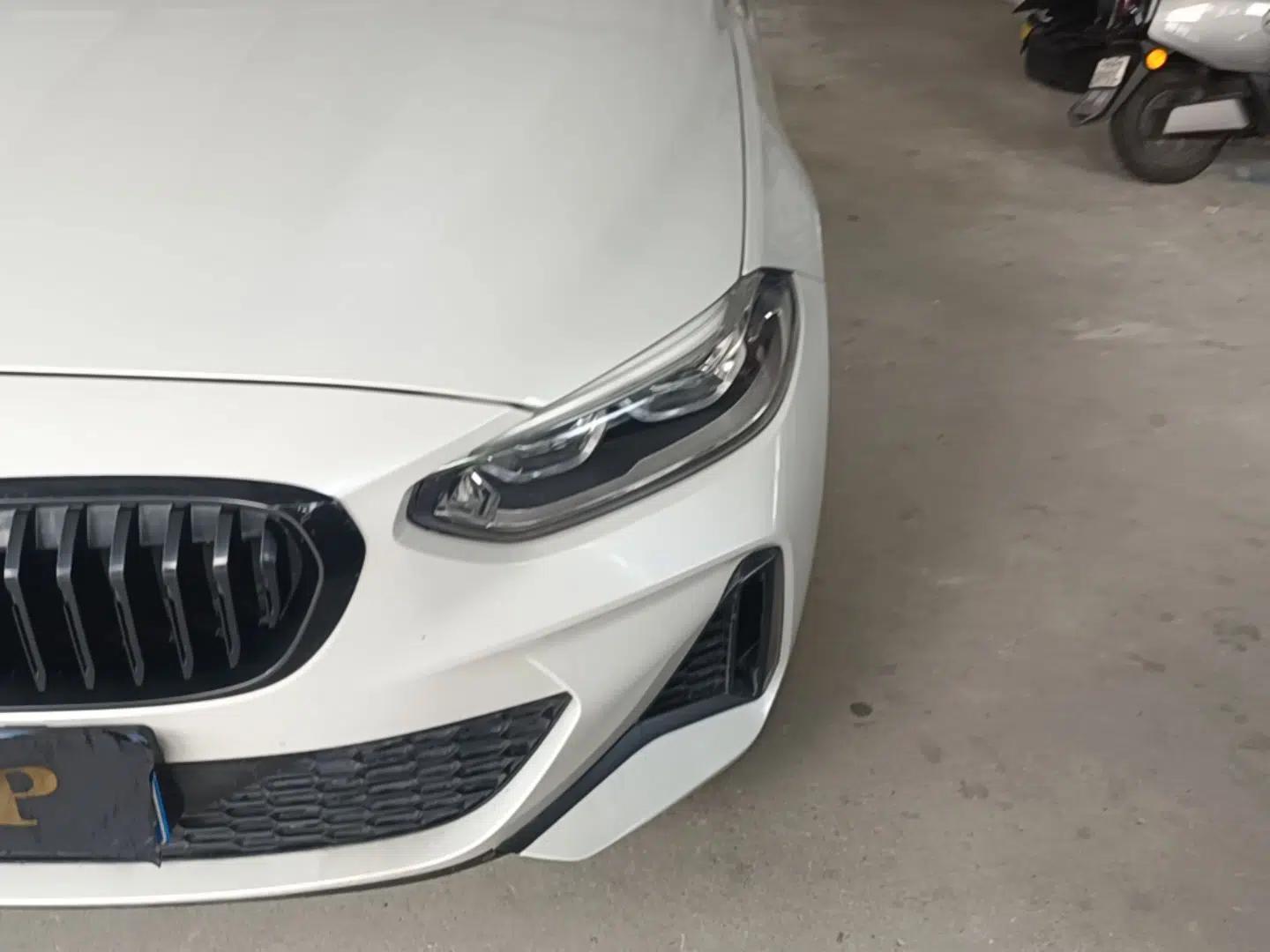 BMW 1 Series 2021 Revised 120i M Sport Night Edition — миниатюра 8