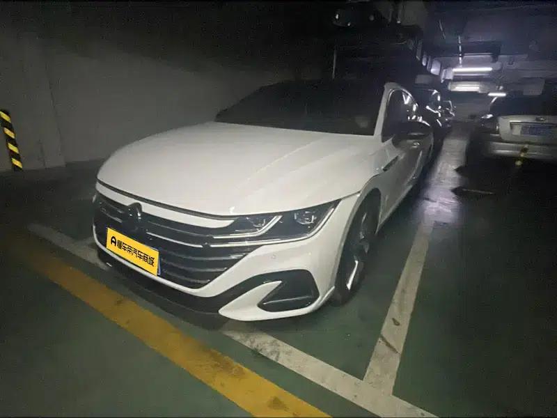 Volkswagen CC 2021 380TSI Striking Edition 30th Anniversary Edition — миниатюра 1