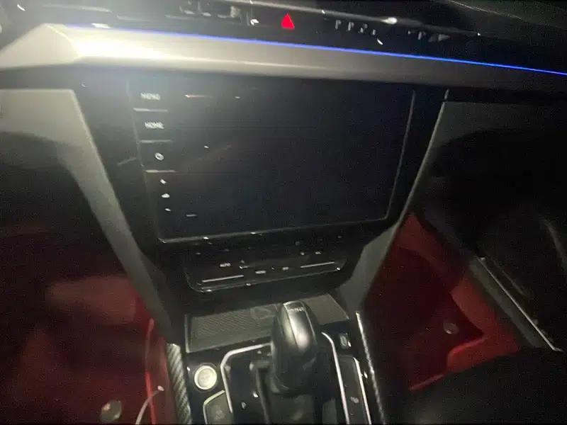 Volkswagen CC 2021 380TSI Striking Edition 30th Anniversary Edition — миниатюра 12