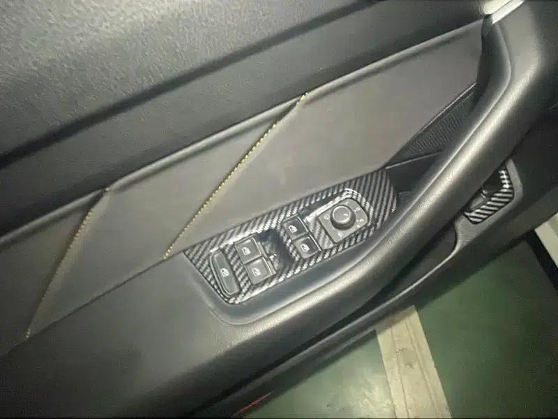 Volkswagen CC 2021 380TSI Striking Edition 30th Anniversary Edition — миниатюра 15