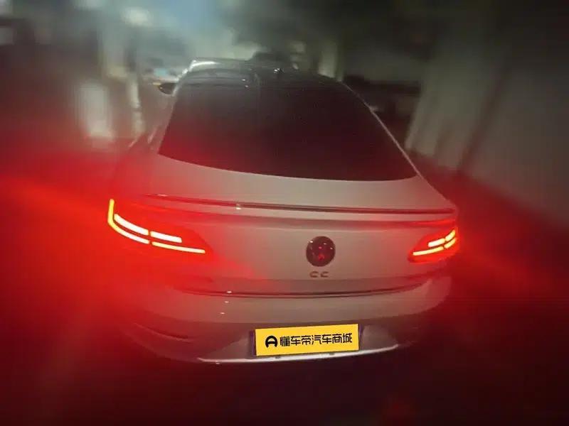 Volkswagen CC 2021 380TSI Striking Edition 30th Anniversary Edition — миниатюра 5