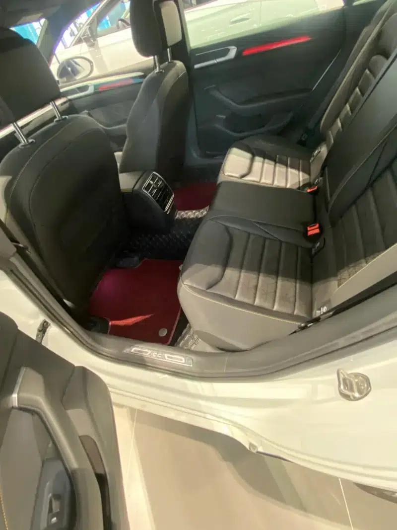 Volkswagen CC 2024 380TSI Striking Edition — миниатюра 15