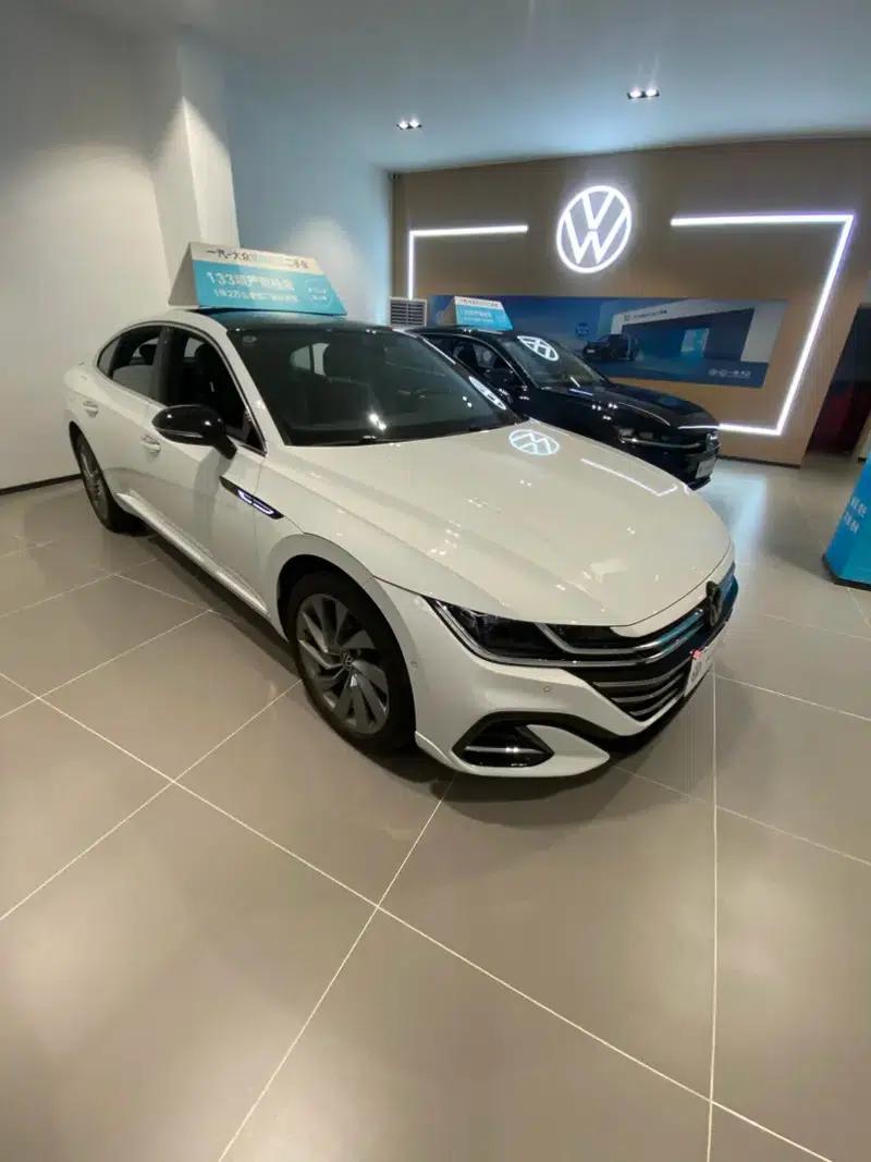 Volkswagen CC 2024 380TSI Striking Edition — миниатюра 3