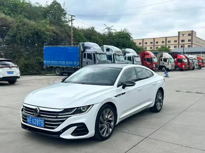 Volkswagen CC 2023 380TSI Striking Edition — миниатюра 1