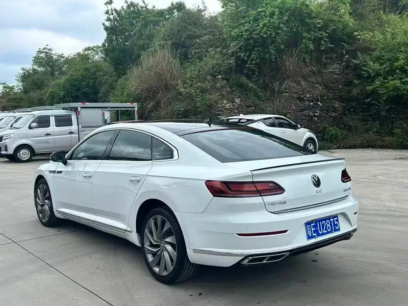 Volkswagen CC 2023 380TSI Striking Edition — миниатюра 4