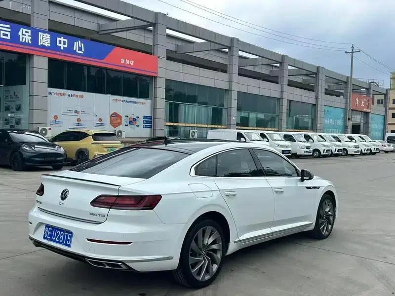 Volkswagen CC 2023 380TSI Striking Edition — миниатюра 5