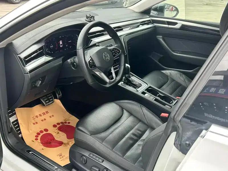 Volkswagen CC 2023 380TSI Striking Edition — миниатюра 8