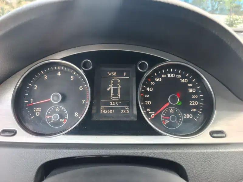 Volkswagen CC 2011 2.0TSI Luxury — миниатюра 9