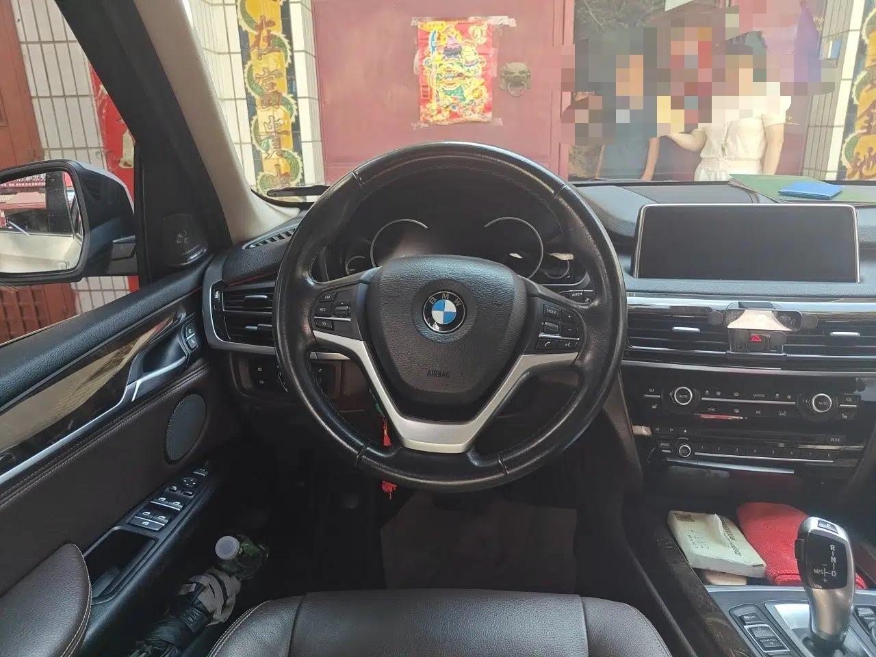 BMW X5 2015 xDrive28i — миниатюра 10