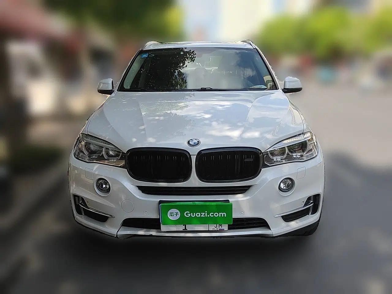 BMW X5 2018 xDrive28i — миниатюра 2