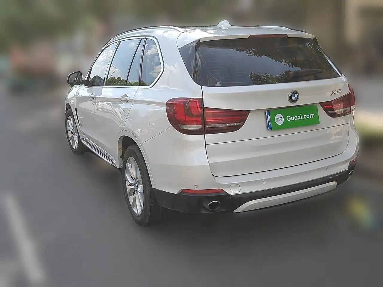 BMW X5 2018 xDrive28i — миниатюра 4