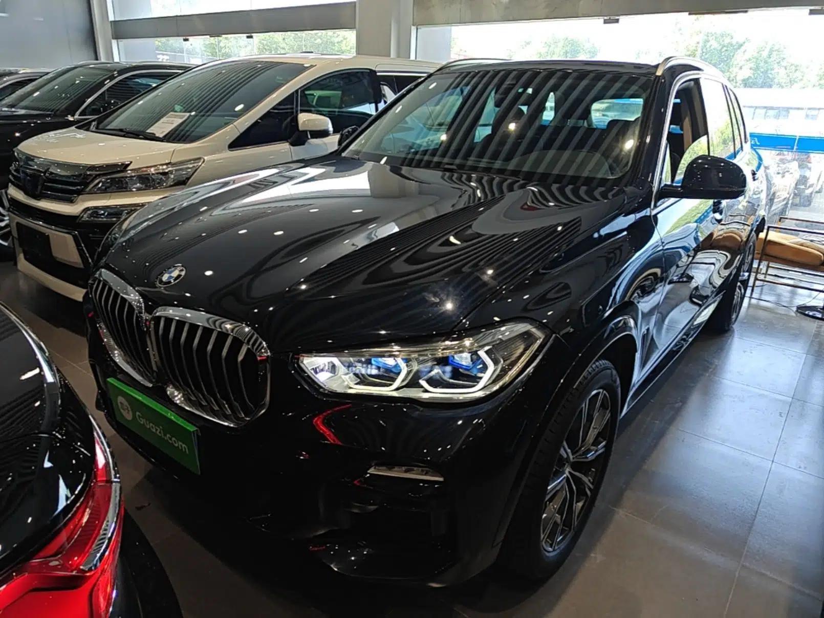 BMW X5 2019 xDrive40i M Sport Package — миниатюра 1