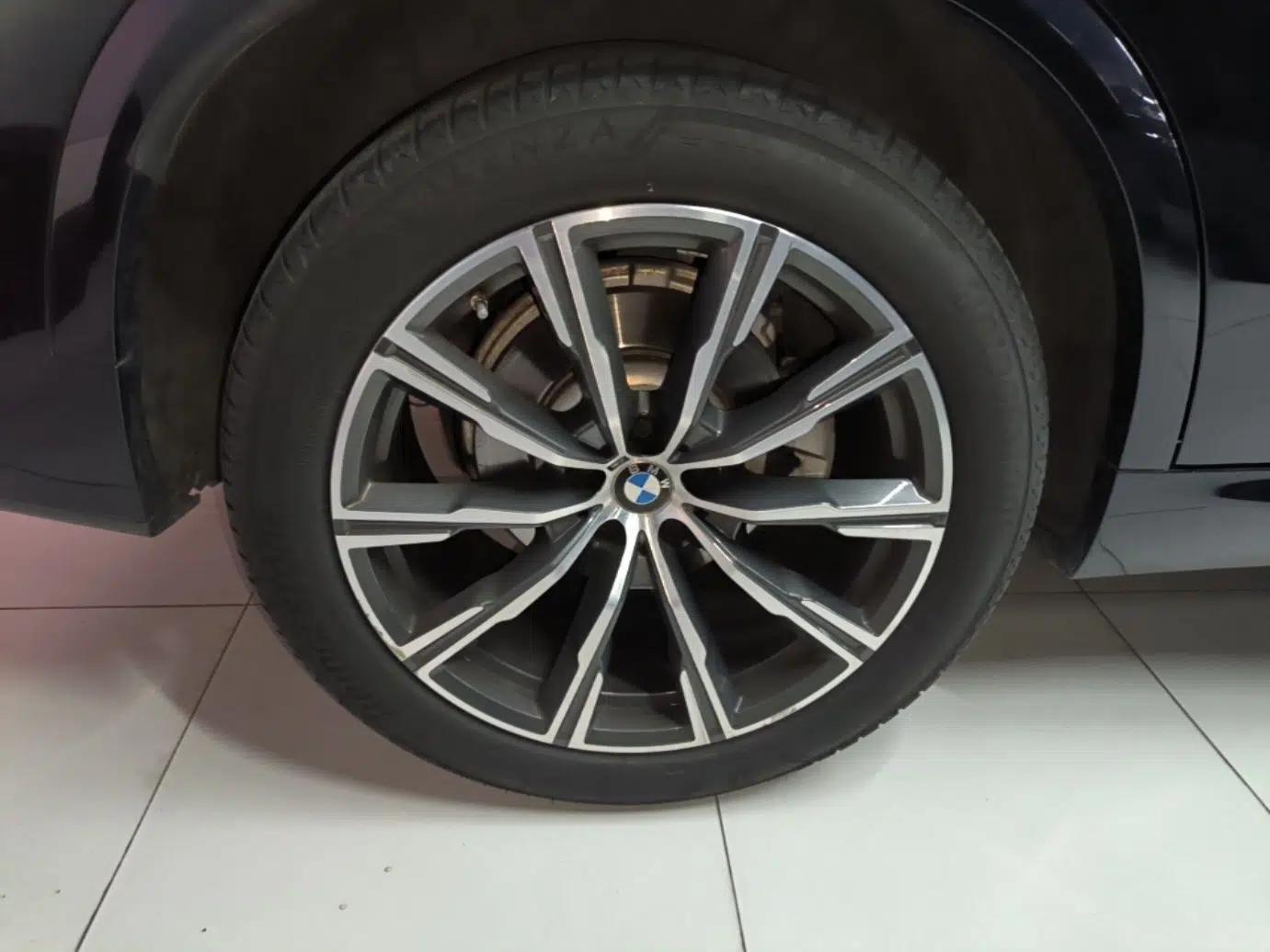 BMW X5 2021 xDrive30i M Sport Package — миниатюра 11