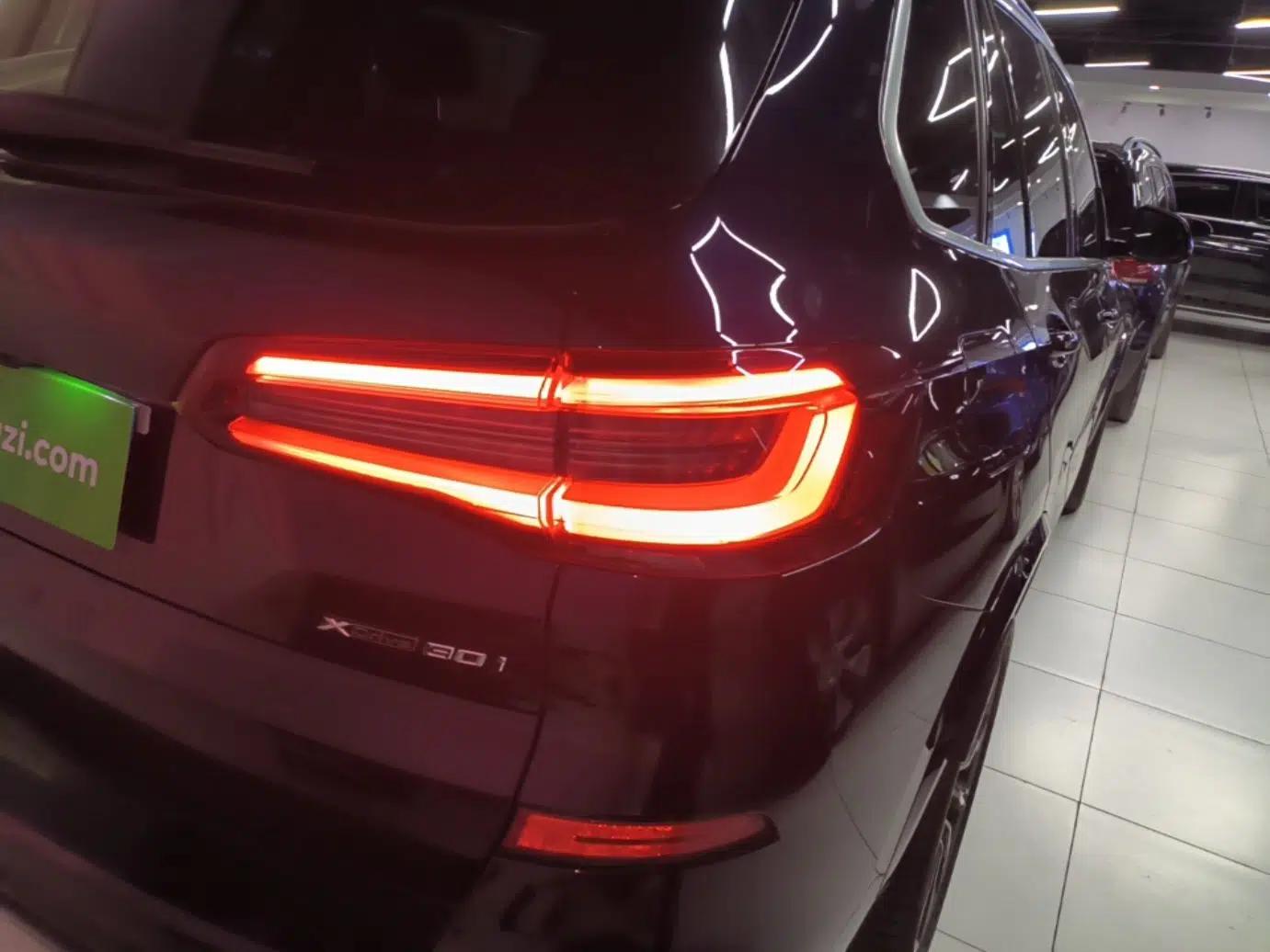 BMW X5 2021 xDrive30i M Sport Package — миниатюра 9