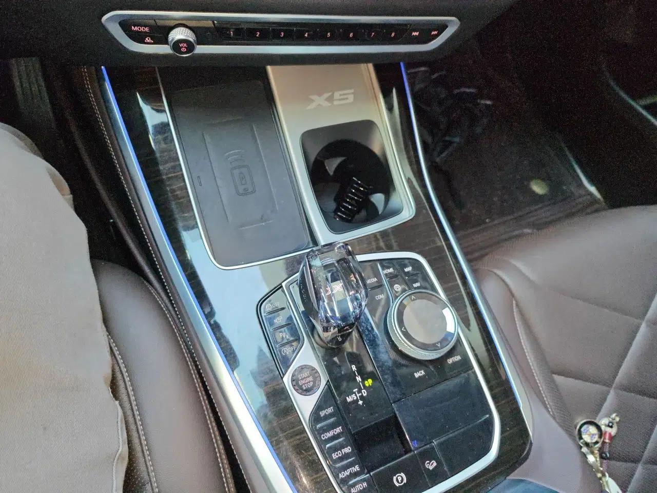 BMW X5 2022 xDrive 30Li Luxury M Sport Package — миниатюра 14